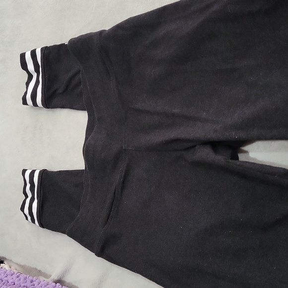 Victoria's Secret PINK Yoga Pants - Picture 4 of 9